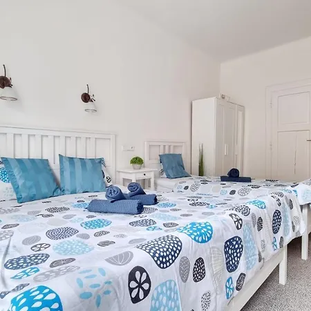 Apartament Finnem Zikova *